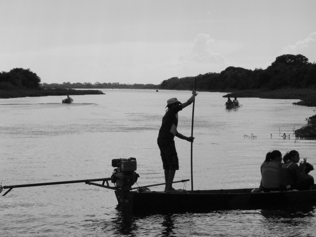 Pescadores artesanais do Paraguai Mirim - 2010.