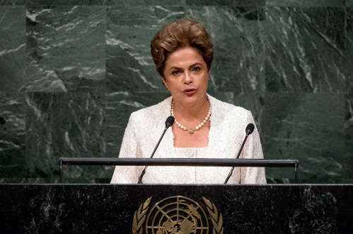 Dilma discursa em Nova Tork na cerimônia de assinatura do Acordo de Paris em abril (Foto: UN Photo)