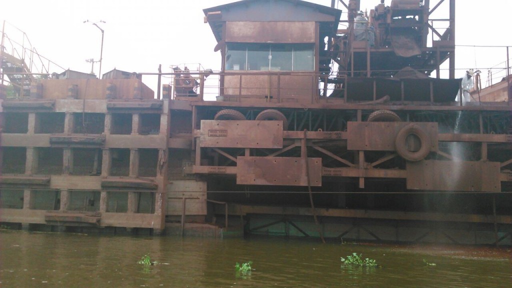  Porto da mineradora Vale no Rio Paraguai.  Imagem:Arquivo Ecoa