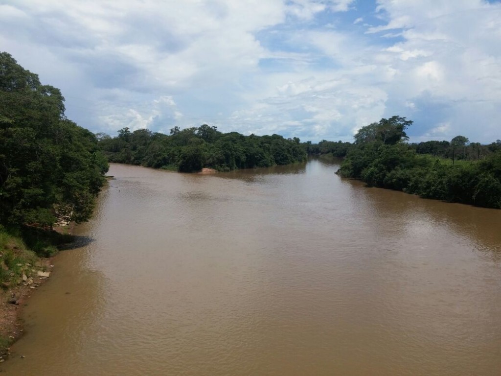 Encontro do rio Paraguai com o rio dos Bugres na parte alta da Bacia do Alto Paraguai. Foto: André Siqueira.
