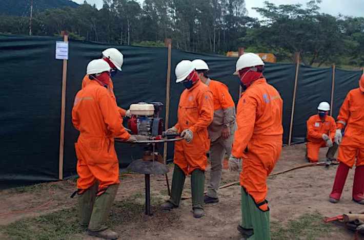 Trabajo de exploración sísmica 2D en busca de hidrocarburos en el campo Huacareta. Foto: YPFB.