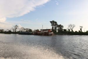barco do pantanal